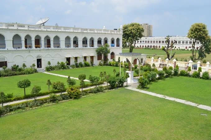 Jay Narayan PG College